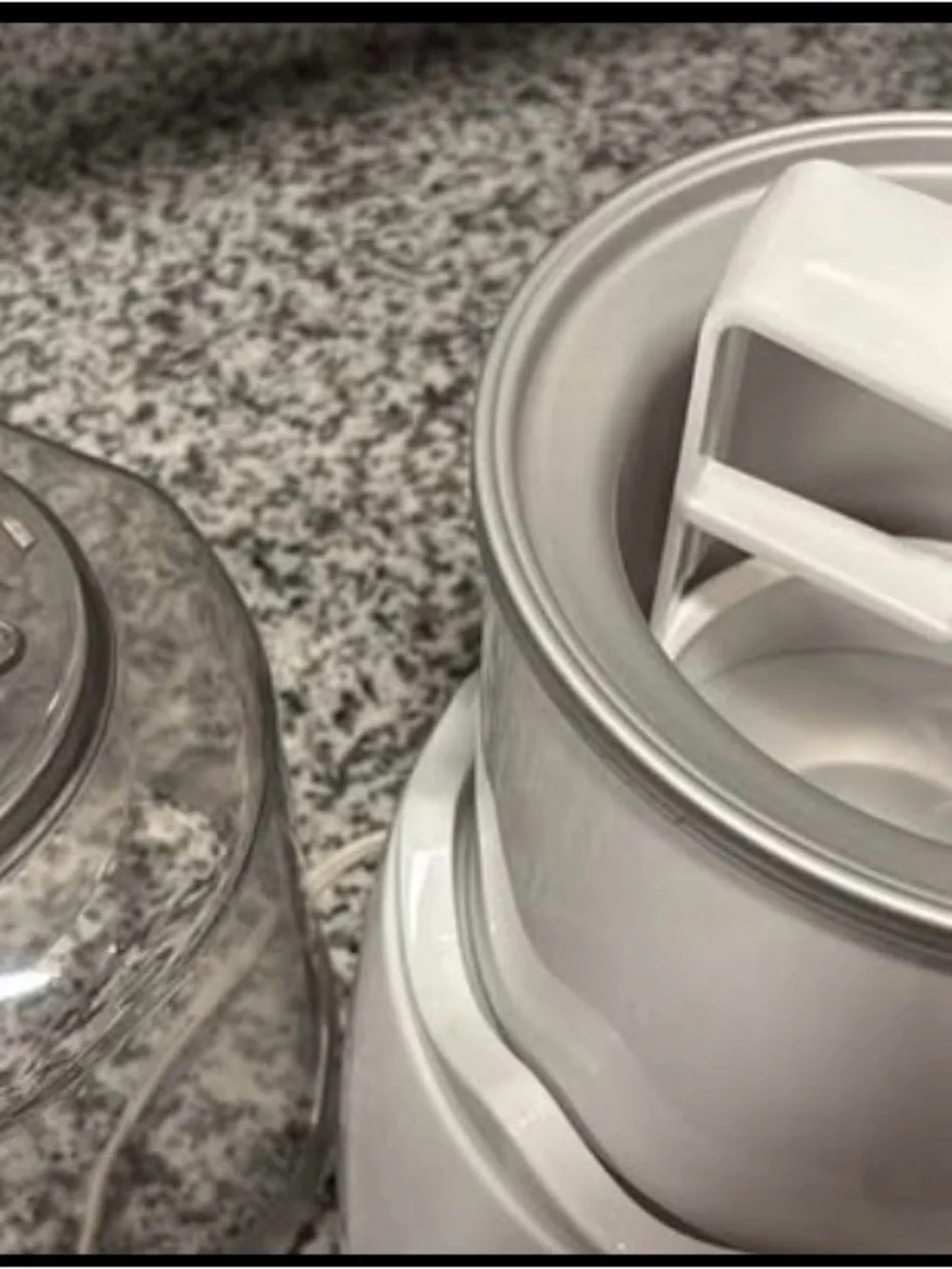 Ice Cream and sorbet maker